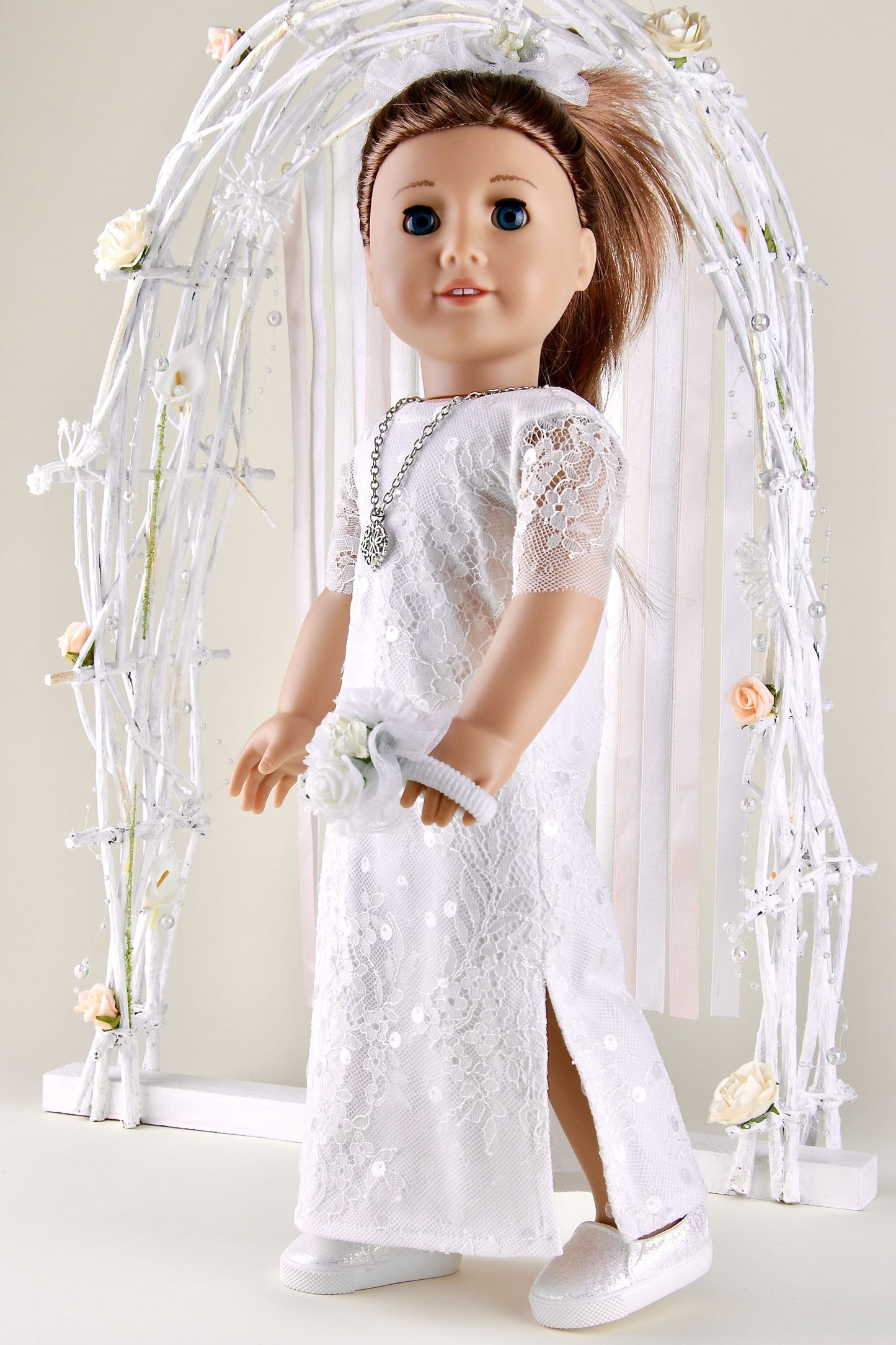 Lace Wedding Dress With Bouquet for American Girl Doll 18 Inch Doll Wedding Dress