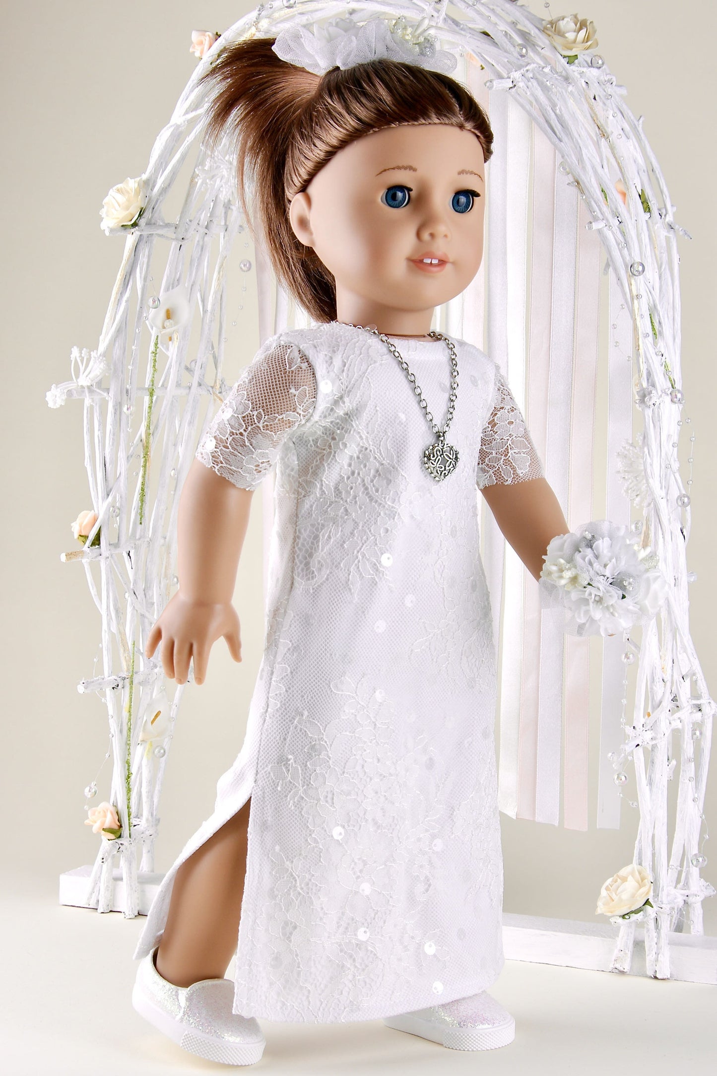 Lace Wedding Dress With Bouquet for American Girl Doll 18 Inch Doll Wedding Dress