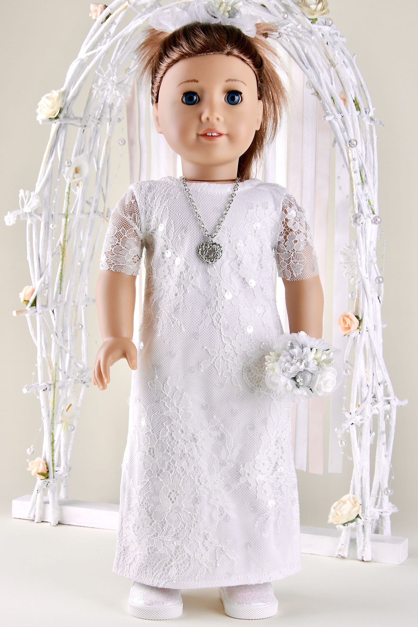 Lace Wedding Dress With Bouquet for American Girl Doll 18 Inch Doll Wedding Dress